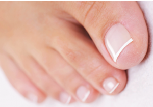 Pedicure Gelish French